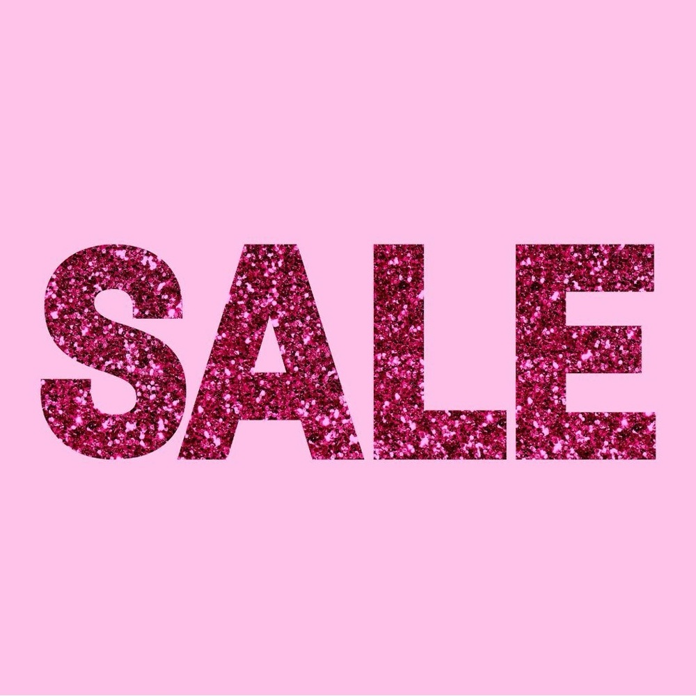 SALE IN ALL MY CLOSET!! DRESES START 25-30 , tshirt or blouses 25 -20